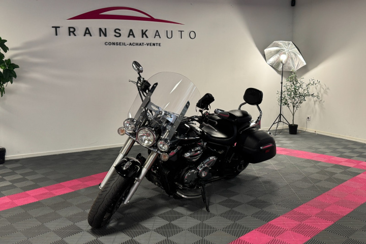 YAMAHA XVS