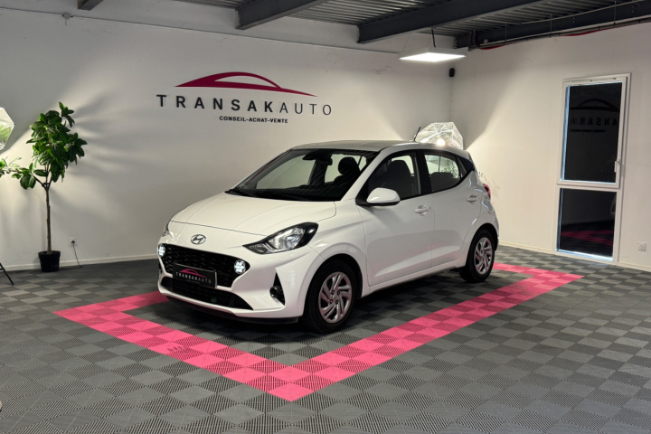 HYUNDAI i10