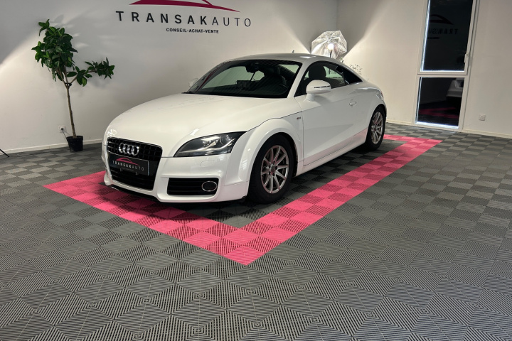 AUDI TT COUPE